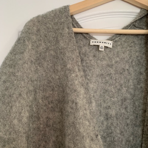 Wool grey cardigan - Picture 2 of 2